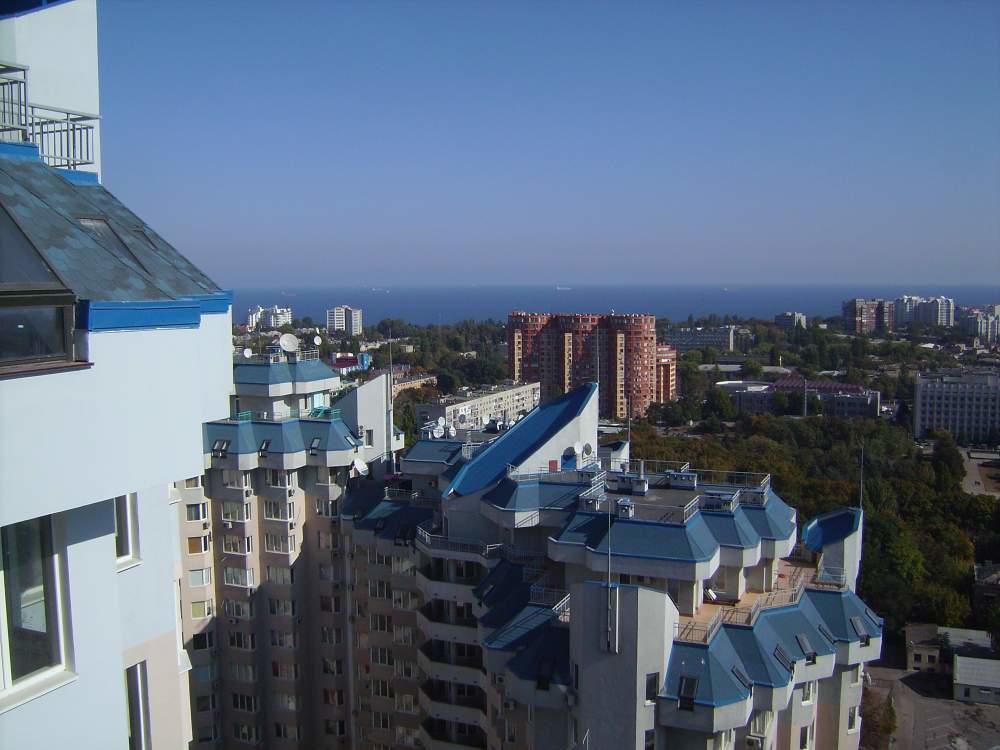 Pleasure Apartment Near Center Of Odessa Eksteriør billede